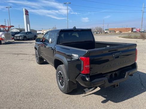 New 2026 Toyota Tacoma TRD Off-Road image 5
