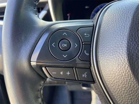 Used 2025 Toyota Corolla XSE image 31