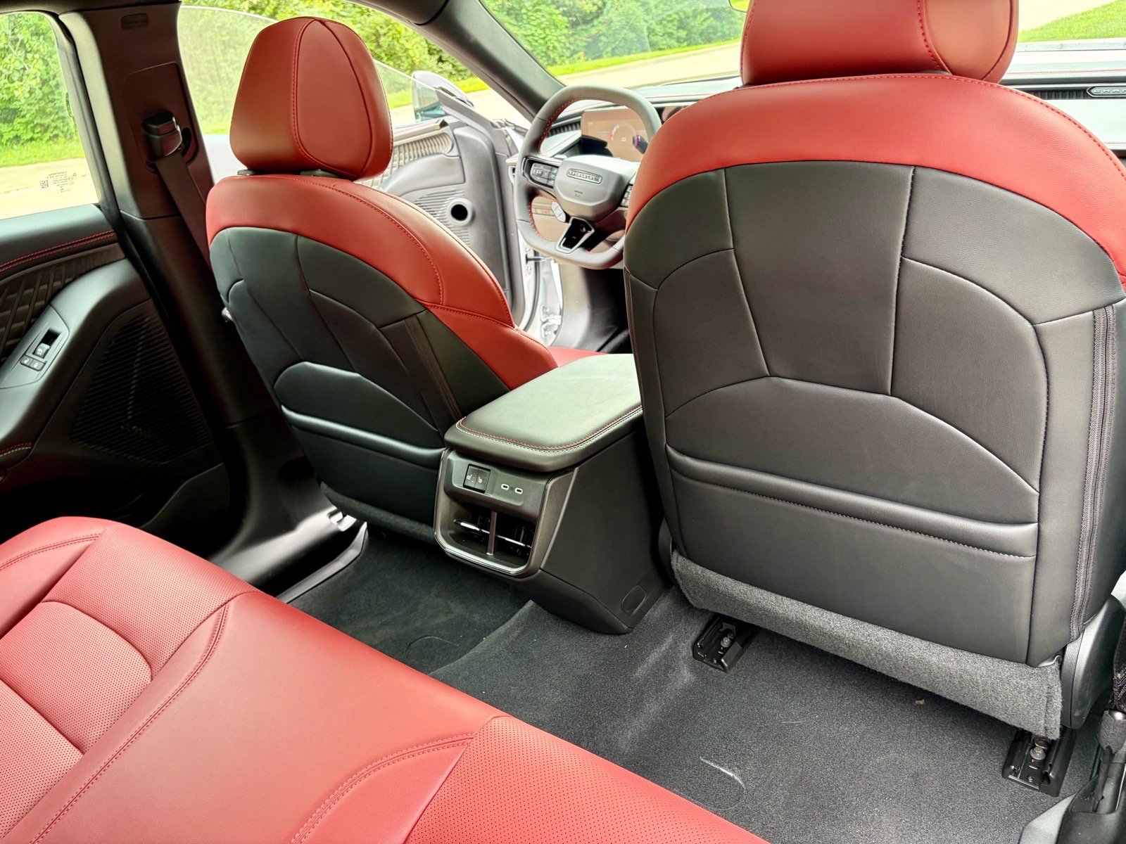 New 2026 Dodge Charger R/T AWD/4WD image 18