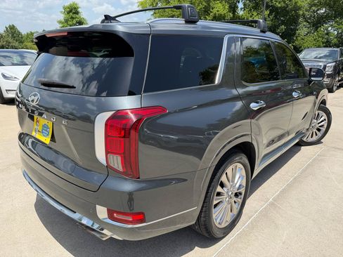 Used 2020 Hyundai Palisade Limited FWD image 5