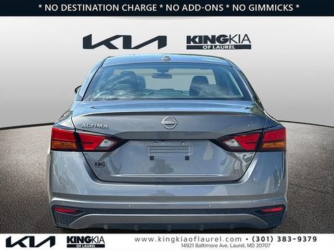 Used 2025 Nissan Altima 2.5 SV FWD image 24