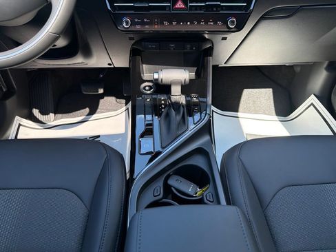 New 2026 Kia Niro EX FWD image 26