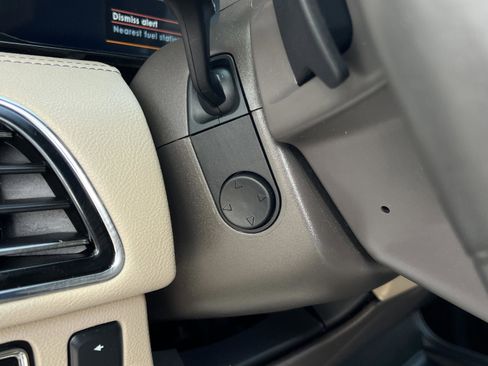 Used 2023 Lincoln Navigator L Reserve AWD/4WD image 14