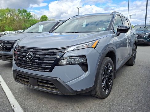 New 2026 Nissan Rogue SV AWD/4WD image 2