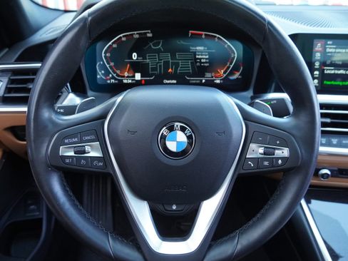 Used 2022 BMW 330i Sedan w/ Premium Package 2 RWD image 17