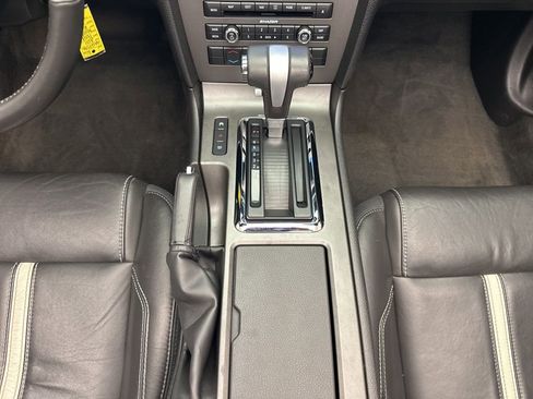 Used 2011 Ford Mustang GT Premium w/ Electronics Pkg RWD image 17