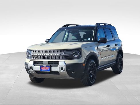 Certified 2025 Ford Bronco Sport Badlands image 5