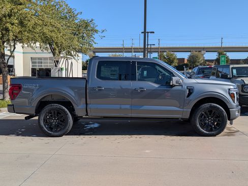 New 2025 Ford F150 Platinum w/ FX4 Off-Road Package image 4