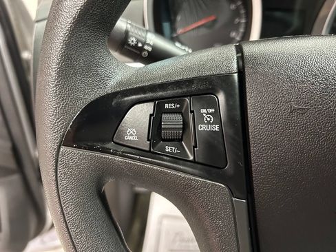 Used 2017 Chevrolet Equinox LS FWD image 12