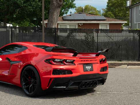 Used 2025 Chevrolet Corvette Z06 w/ Z07 Performance Package RWD image 62