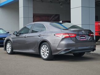 Used 2020 Toyota Camry LE FWD video 2
