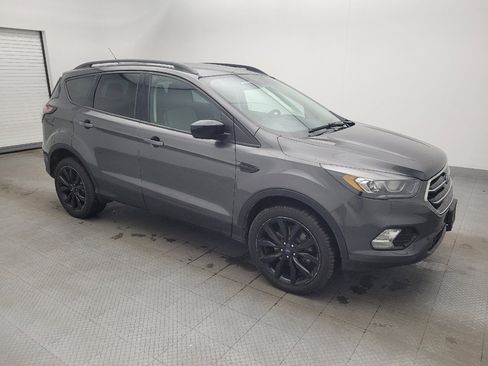 Used 2017 Ford Escape SE w/ Equipment Group 201A image 11