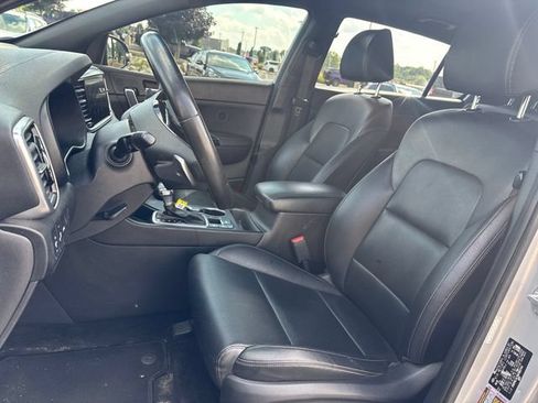 Used 2021 Kia Sportage S w/ S AWD Premium Package image 10