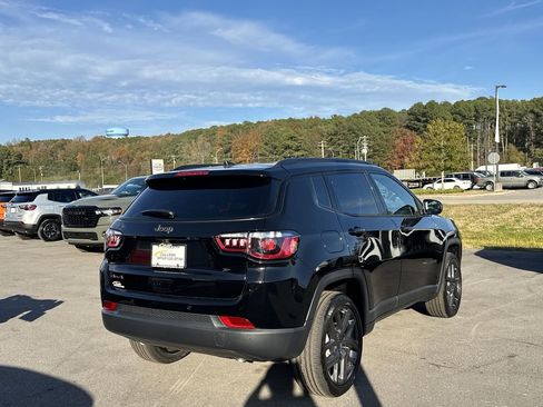 New 2026 Jeep Compass Limited image 3