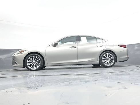 Used 2019 Lexus ES 350 w/ Premium Package FWD image 37