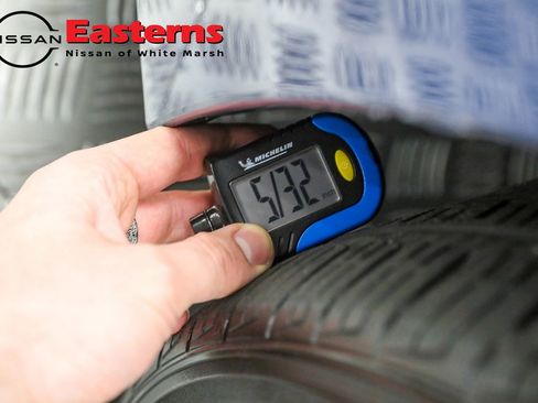 Used 2023 Nissan Maxima SV w/ Floor Mat Group image 24