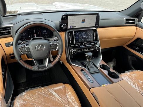 New 2026 Lexus LX 600 4WD w/ Accessory Package (2T) image 10