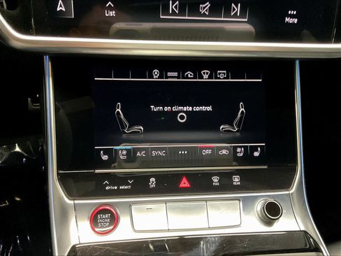 Used 2022 Audi RS 6 w/ Executive Package image 32