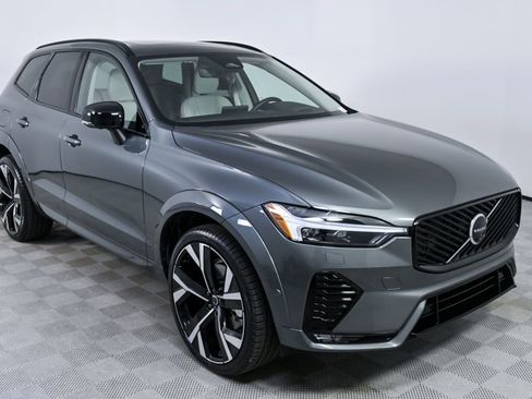 Certified 2026 Volvo XC60 B5 Ultra w/ Protection Package Premier image 29