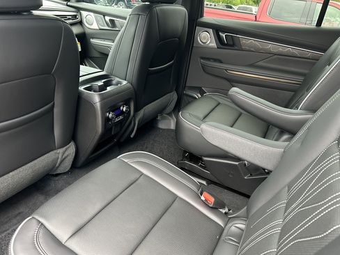 New 2025 Buick Enclave Avenir w/ Super Cruise Package image 77