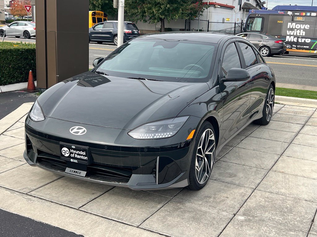 Certified 2023 Hyundai Ioniq 6 SEL AWD/4WD image 3