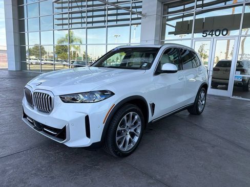 Used 2026 BMW X5 xDrive40i w/ Premium Package AWD/4WD image 1