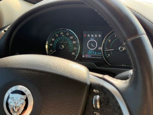 Used 2013 Jaguar XF 3.0 RWD image 13