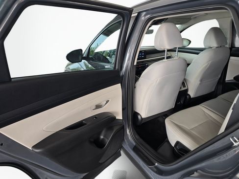 Used 2025 Hyundai Tucson SEL FWD image 34