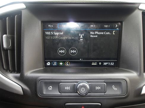 Used 2019 GMC Terrain SLE image 18