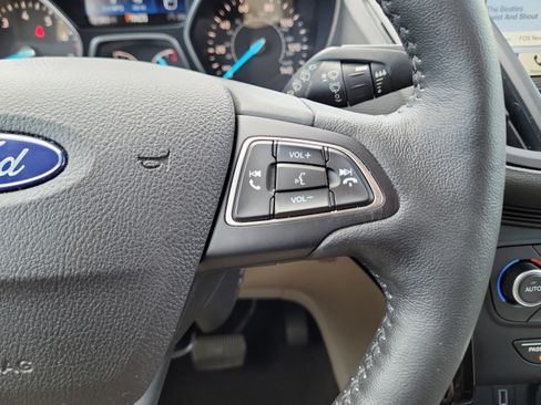 Used 2018 Ford Escape Titanium FWD image 30