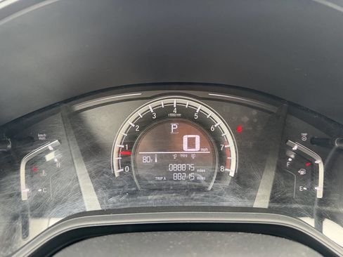 Used 2018 Honda CR-V LX image 14