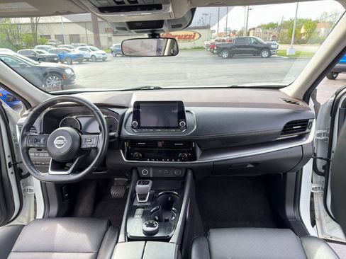Used 2021 Nissan Rogue SV w/ Premium Package AWD/4WD image 39