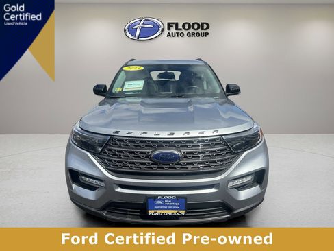 Certified 2023 Ford Explorer XLT w/ Equipment Group 202A AWD/4WD image 2