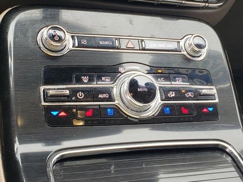 Used 2022 Lincoln Nautilus Reserve image 23