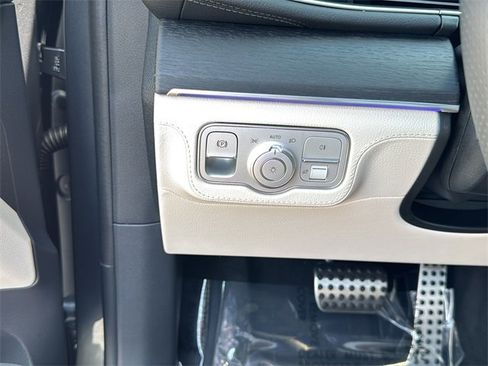 New 2026 Mercedes-Benz GLS 450 4MATIC image 23