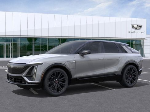 New 2025 Cadillac Lyriq Sport RWD image 26