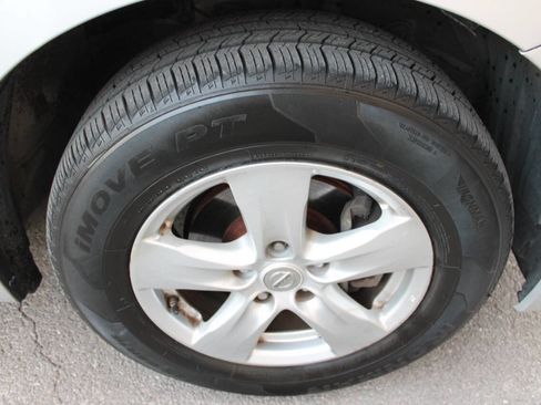 Used 2015 Nissan Quest SV image 12