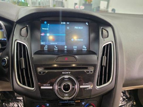 Used 2016 Ford Focus Electric Hatchback FWD image 17