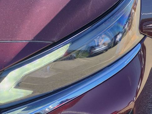 Used 2025 Nissan Altima 2.5 SV FWD image 9