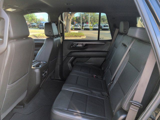 Used 2025 Chevrolet Tahoe LT RWD image 14