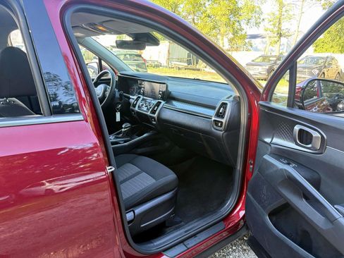 Certified 2022 Kia Sorento LX AWD/4WD image 22