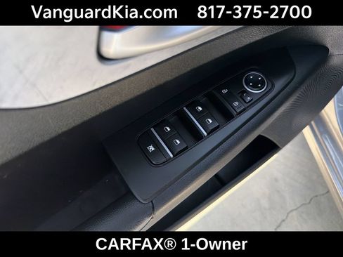 Certified 2024 Kia Forte LXS FWD image 17