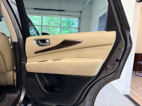 Used 2015 INFINITI QX60 Luxe w/ Deluxe Touring Package AWD/4WD image 32