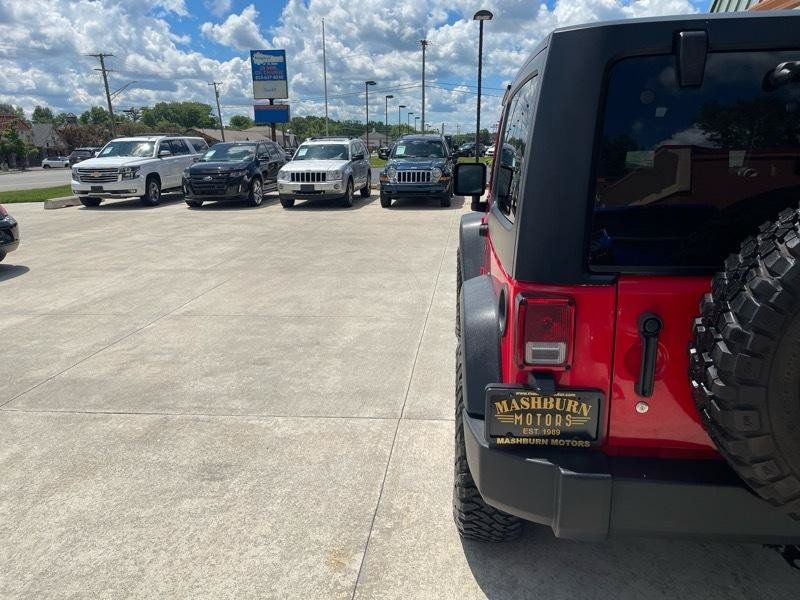 Used 2015 Jeep Wrangler Sport AWD/4WD image 13