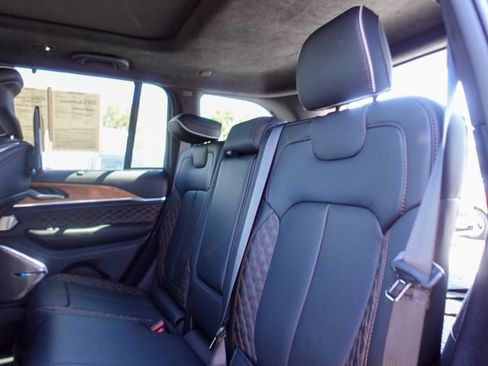 Used 2023 Jeep Grand Cherokee Summit AWD/4WD image 24