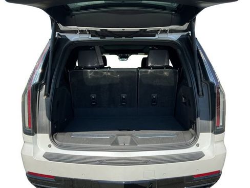 Used 2025 Cadillac Escalade Sport w/ LPO, ONYX Package AWD/4WD image 23