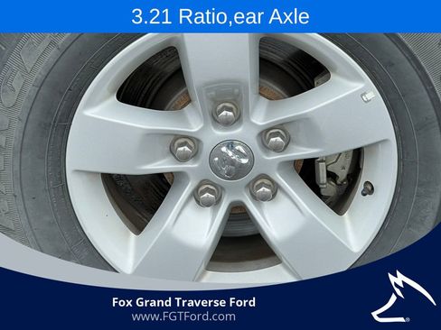 Used 2024 RAM 1500 Classic SLT AWD/4WD image 8