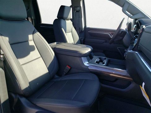 New 2025 Chevrolet Silverado 2500 LTZ w/ LTZ Premium Package image 15