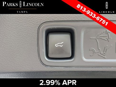 Certified 2023 Lincoln Navigator Reserve RWD image 9