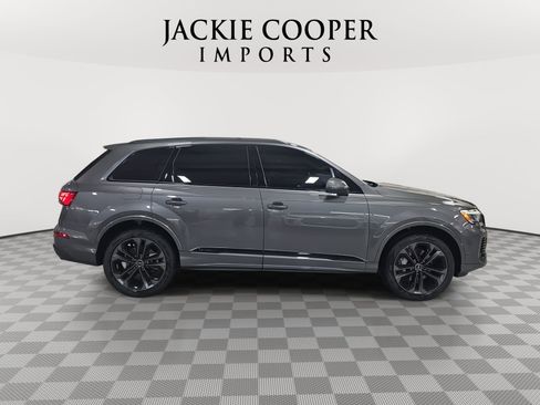 Used 2025 Audi Q7 3.0T Premium Plus image 4